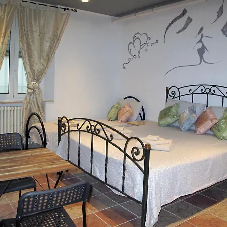 La Vieja Casa Alojamento de Acomodação e Pequeno-almoço Morciano di Romagna