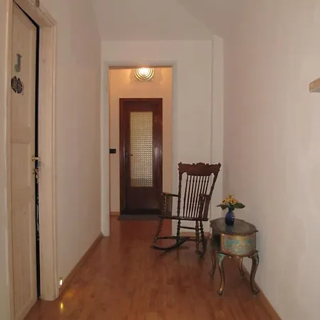 La Vieja Casa Bed & Breakfast *